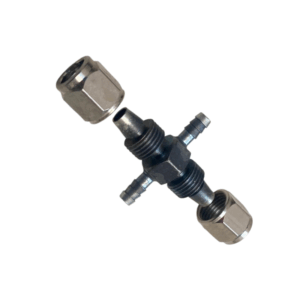 C81 – Conexão em Cruz – Ø6,0mm (Rosca com Porca – Entrada de Água) x Ø3,3mm (Espigões)