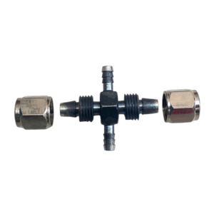 C81 – Conexão em Cruz – Ø6,0mm (Rosca com Porca – Entrada de Água) x Ø3,3mm (Espigões)